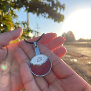 Collar del clan Uchiha