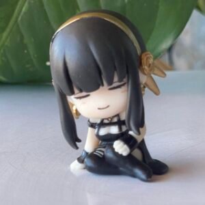 Figura de Yor Forger vía Japón