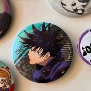 Pin de Megumi vía Japón
