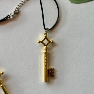 Collar de llave de Shingeki no Kyojin