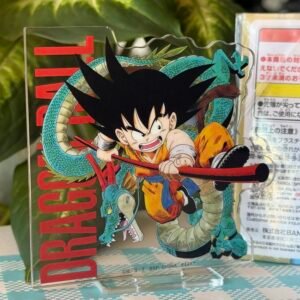 Figura acrílica de Dragon Ball vía Japón