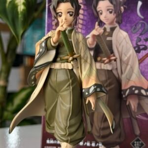 Figura de Shinobu vía Japón